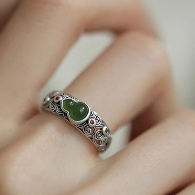 Ethnic Wear Fashion Designer - Anillo Abierto de Plata con Diseño