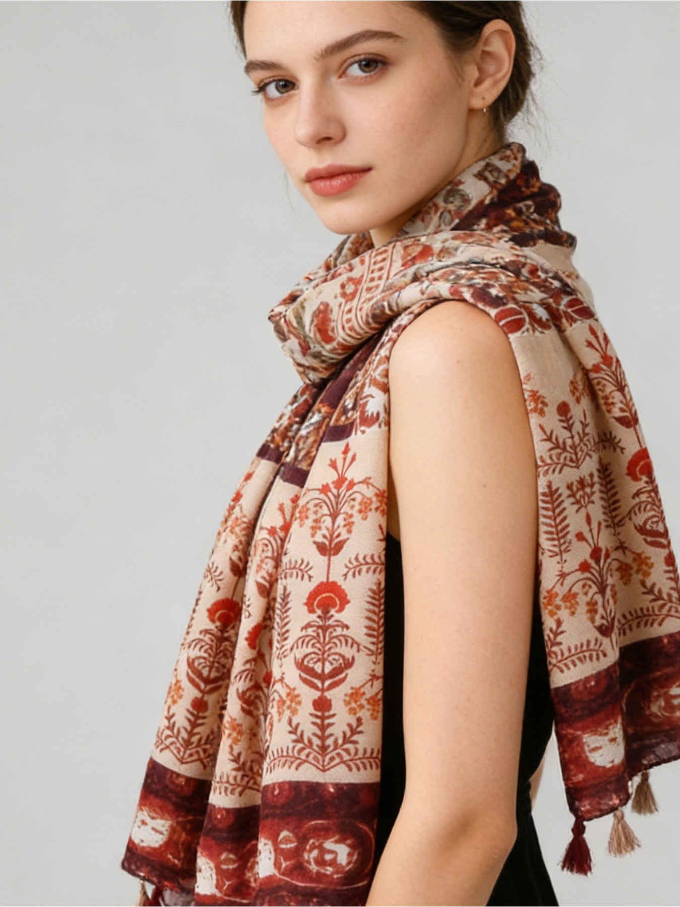 Pañuelo de seda con estampado  - Go Ethnic Fashion reseña y precio