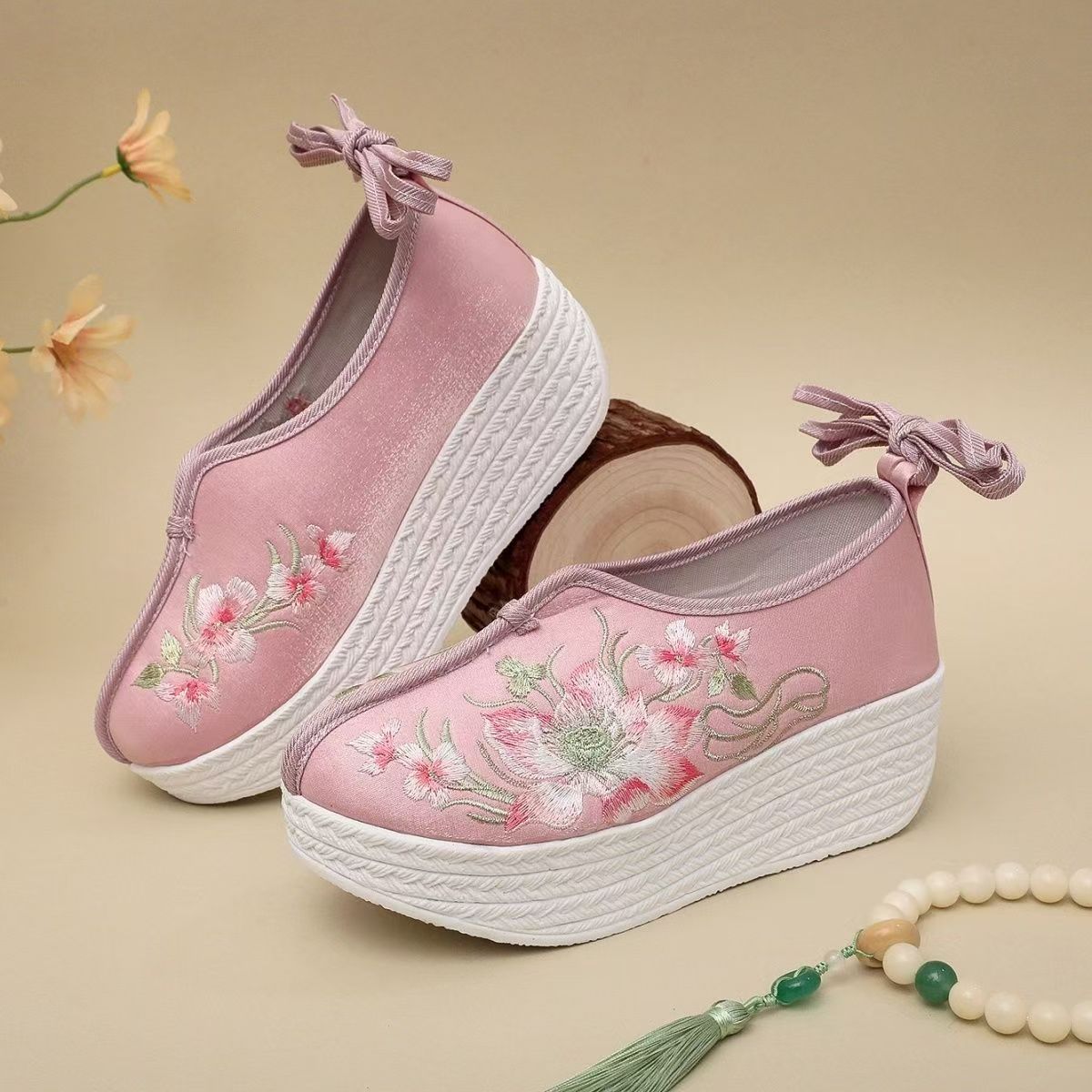 Zapatos de cuña de estilo étni - Ethnic Fabric reseña y precio