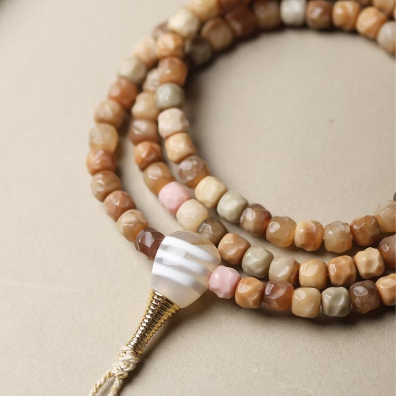 Pulsera de Bodhi con múltiples - Ethnic Wear Fashion Designer reseña y precio