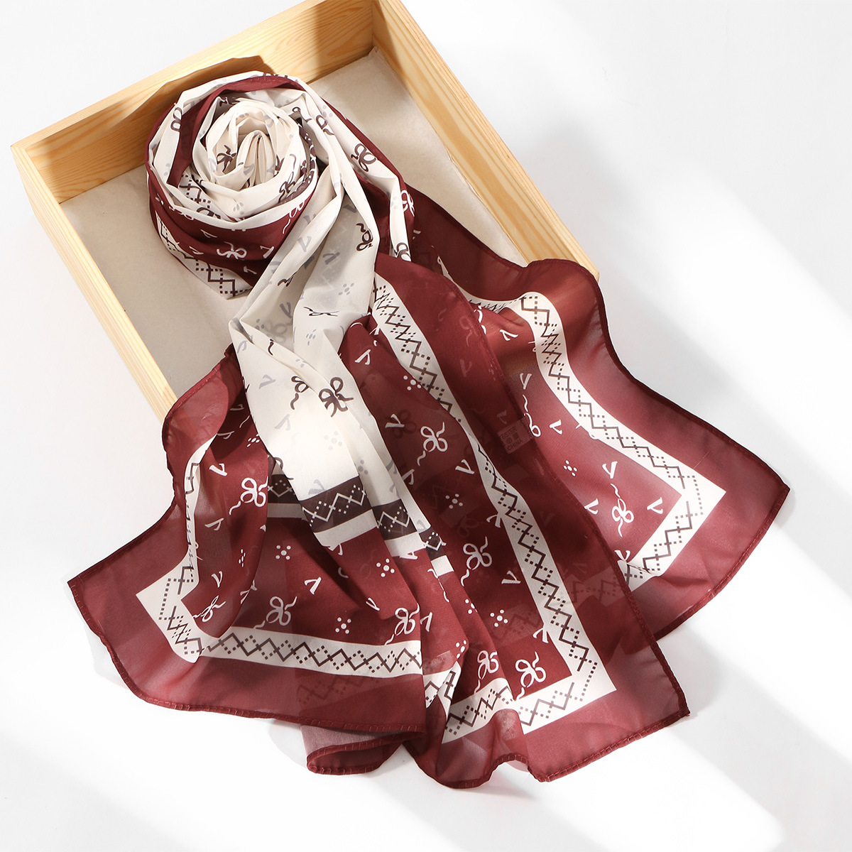 Nuevo Pañuelo Largo de Chifón  - New Ethnic Fashion reseña y precio
